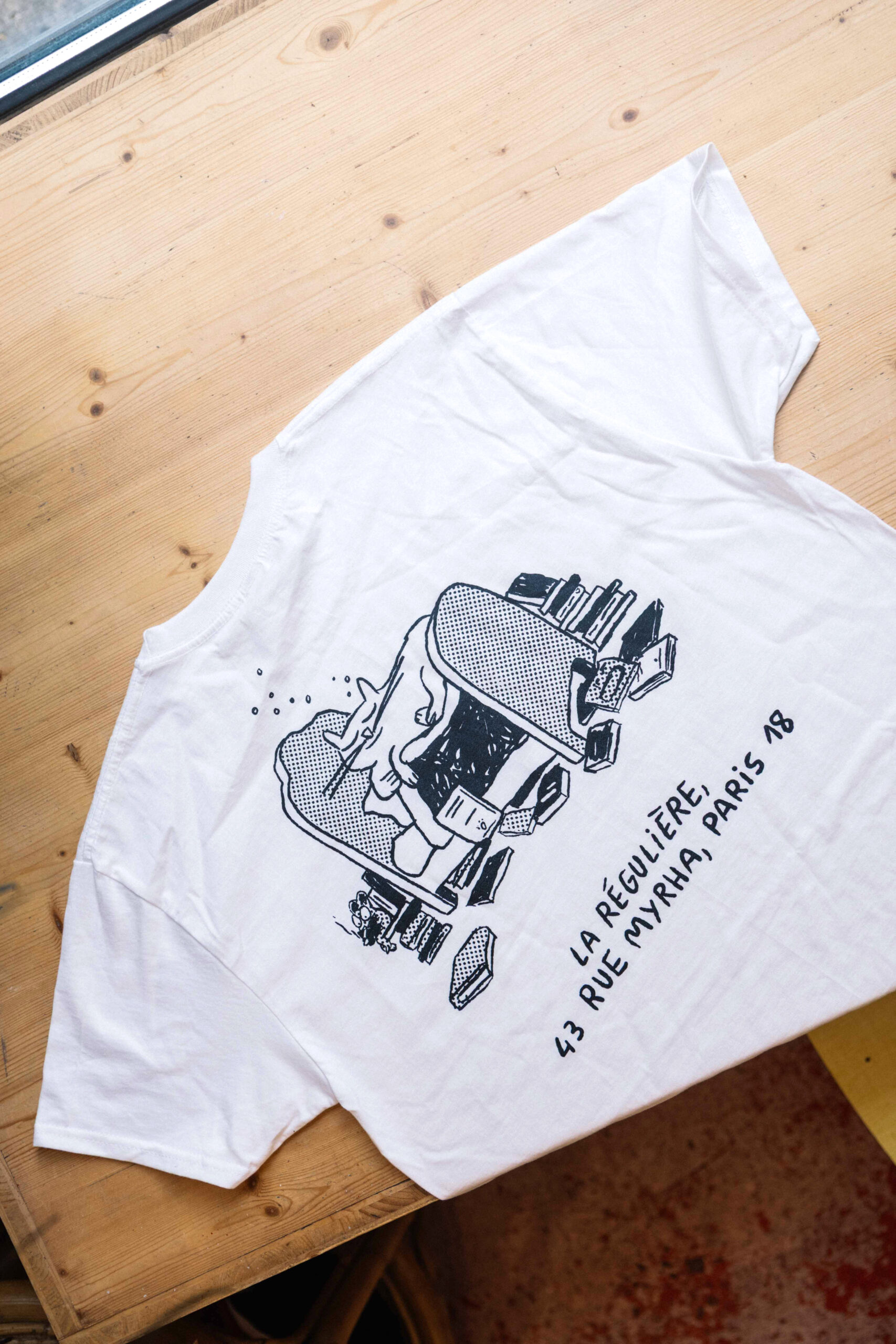 Tee-shirt Support your local bookshop